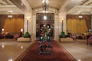 Lobby lounge - WorldMark Seattle - The Camlin (Seattle)