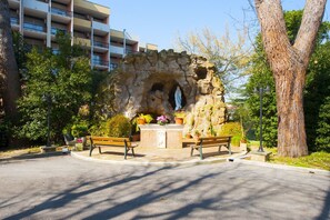 Property grounds - Casa La Salle (Rome)