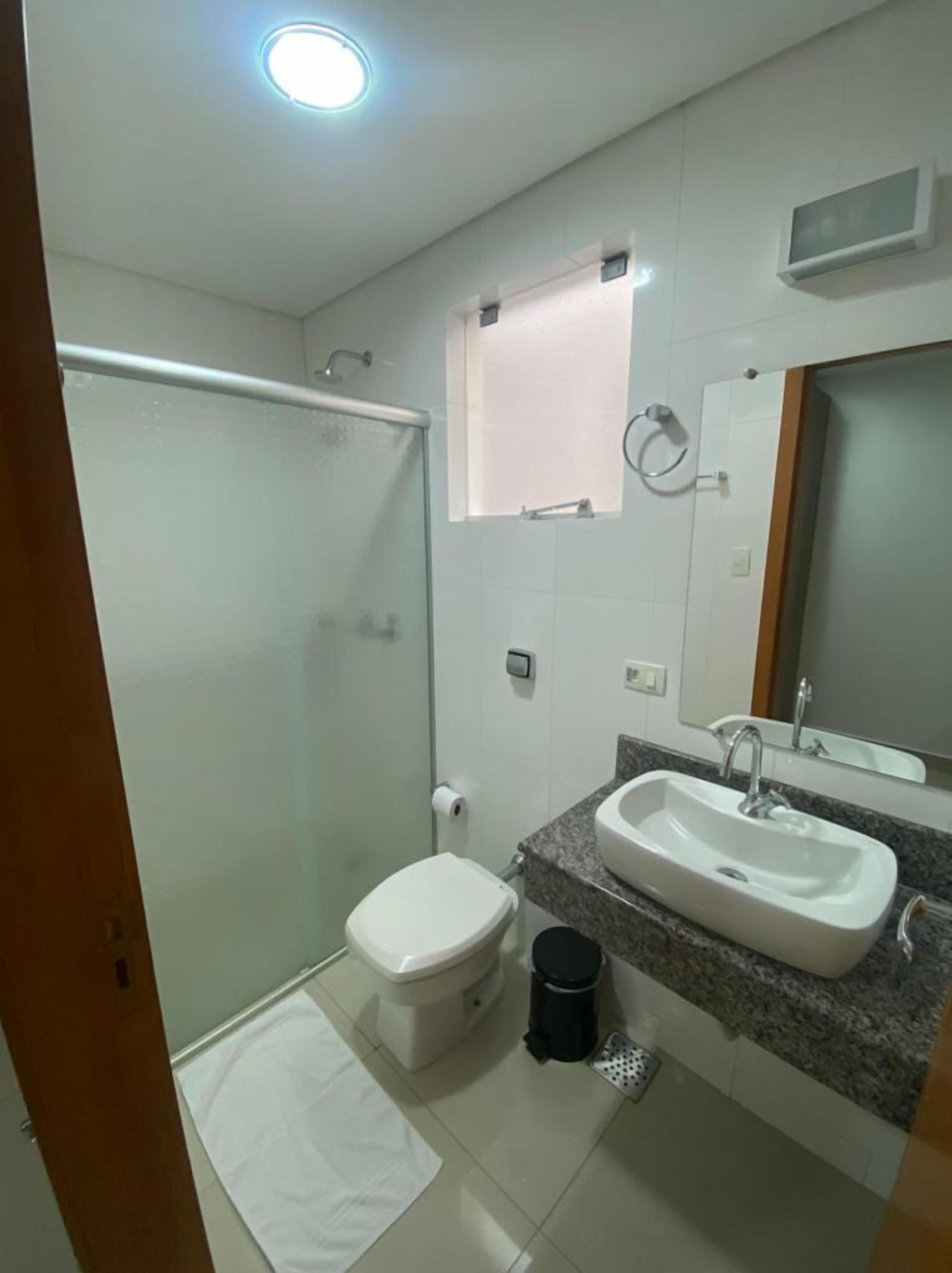 shower, towels, soap, shampoo