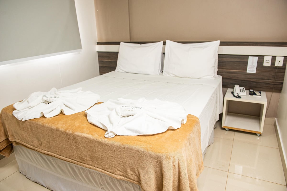 1 bedroom, minibar, individually furnished, desk