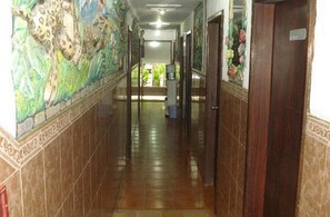 Unclassified image, 5 of 13, button - Posada la Parada (Urimare)