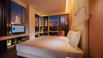 Superior Double Room, 1 King Bed | 1 bedroom, in-room safe, desk, free WiFi
