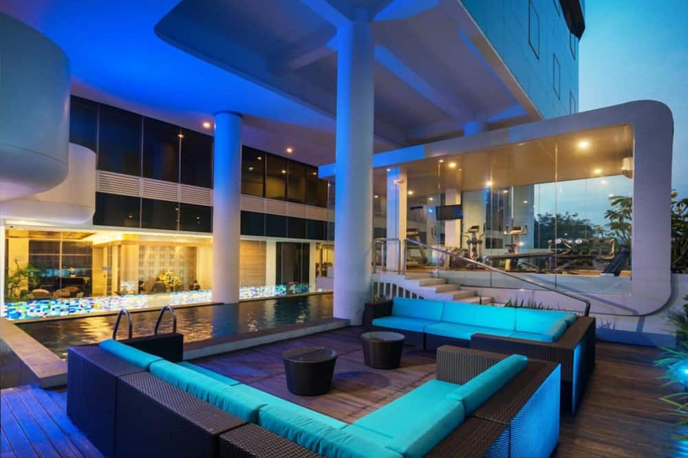 Blue Sky Hotel Petamburan