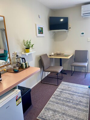 Studio, 1 queensize bed | Gratis wifi, beddengoed