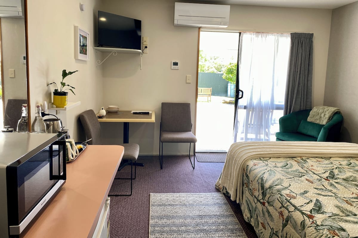 Studio, 1 queensize-seng | Wi-fi (inkludert) og sengetøy