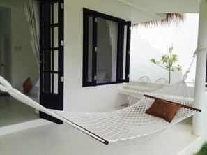 Terrace/patio - Laemsing Whitehouse Resort (Laem Sing)