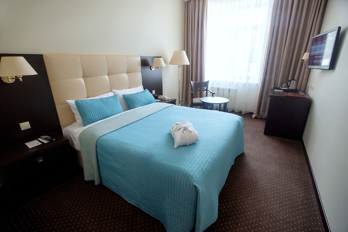 1 bedroom, minibar, in-room safe, blackout curtains