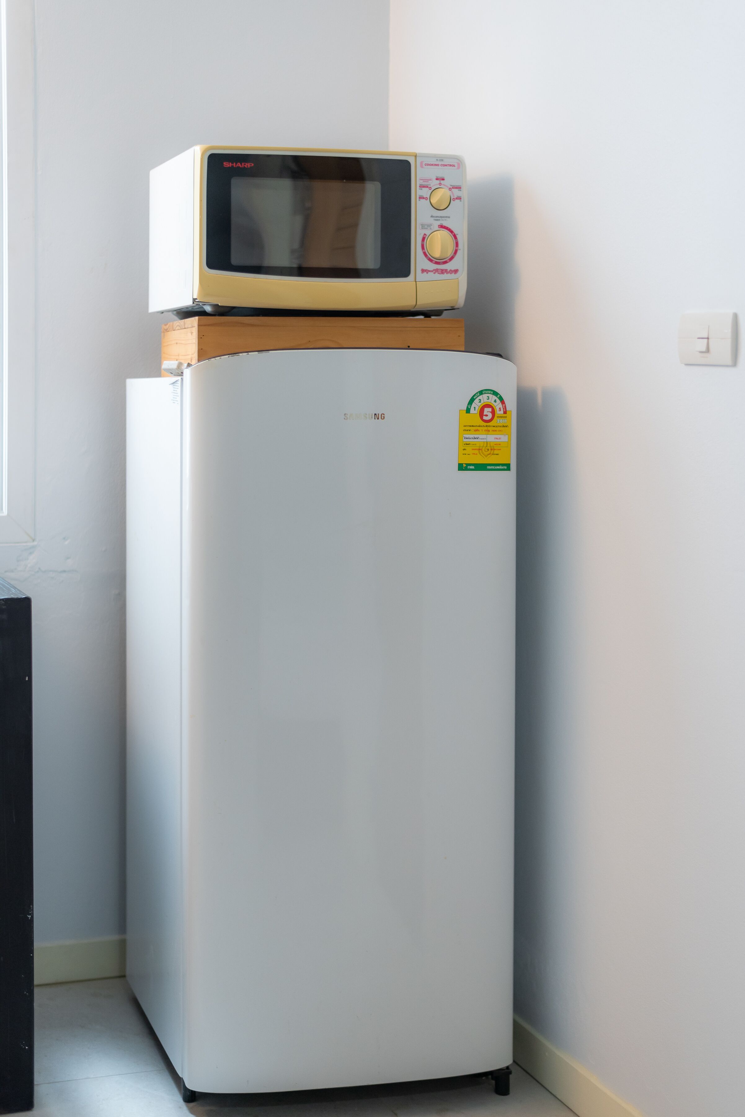 standard quadruple room | desk, laptop workspace, blackout curtains, soundproofing