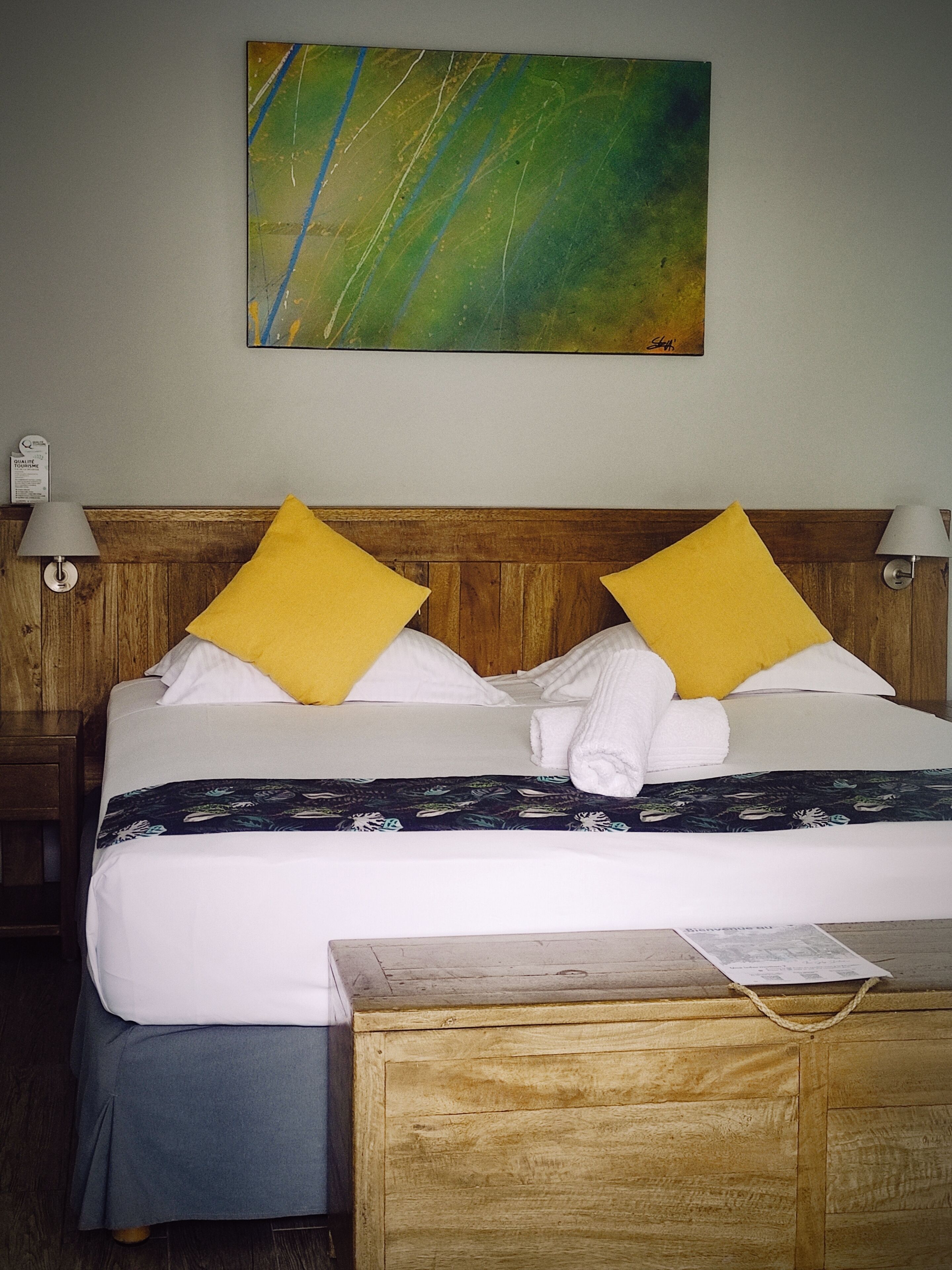 Superior Double Room, Non Smoking | In-room safe, desk, soundproofing, iron/ironing board