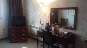 In-room safe, desk, free WiFi, bed sheets