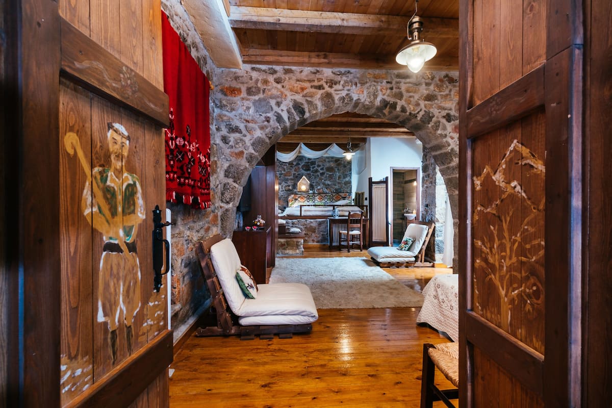 Casa de campo família, vista para a montanha | Camas com colchões pillow-top, quartos à prova de som
