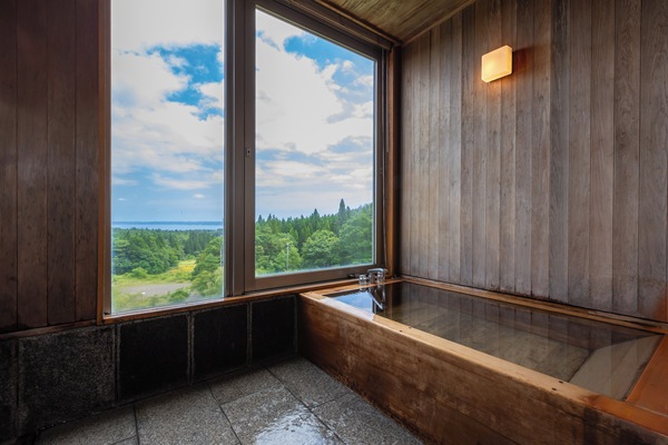Japanese Style Suite, Non Smoking | Bathroom | Free toiletries, hair dryer, slippers, bidet