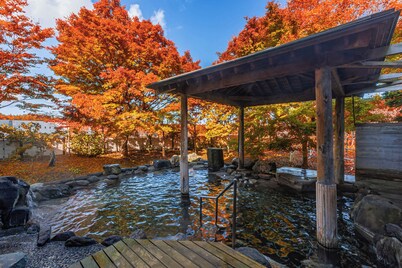 龜之井酒店 青森馬門