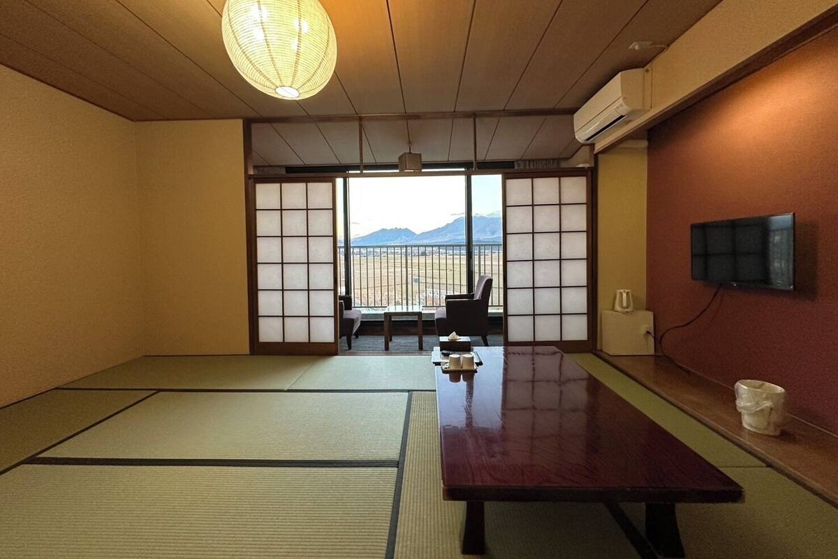 Japanese-style Quadruple Room (10 Tatami Mats) | Down comforters, WiFi (free), bed sheets