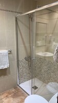 Free toiletries, hair dryer