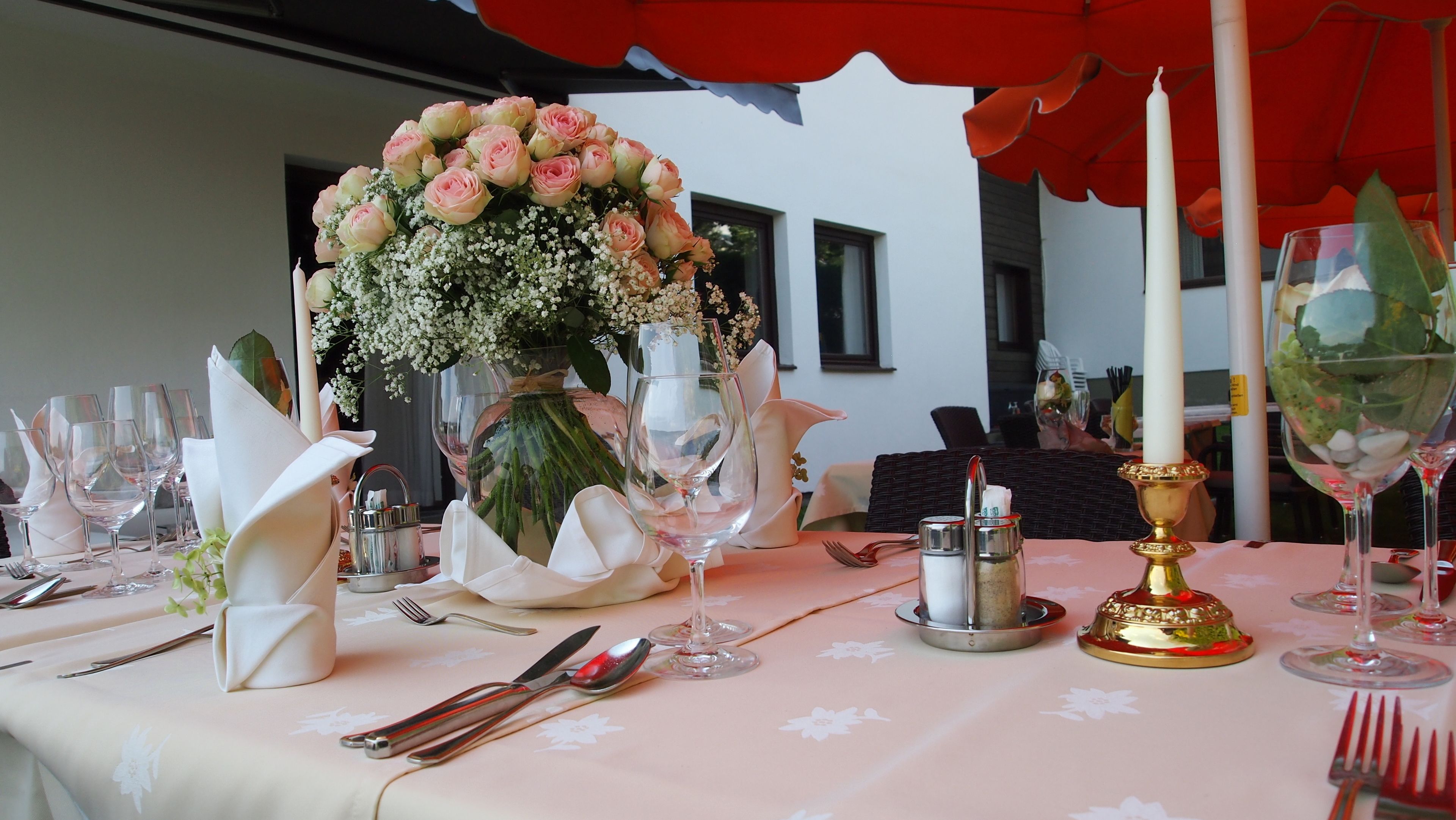 breakfast, lunch, dinner served; local cuisine