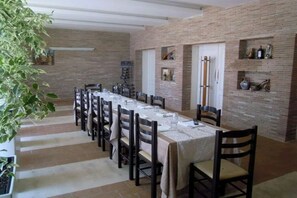Restaurant - Rapsodia Hotel (Shengjin)