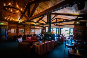 Dining - The Park Hotel Ruapehu (Tarata)