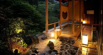 Yomogihira Onsen Izumiya