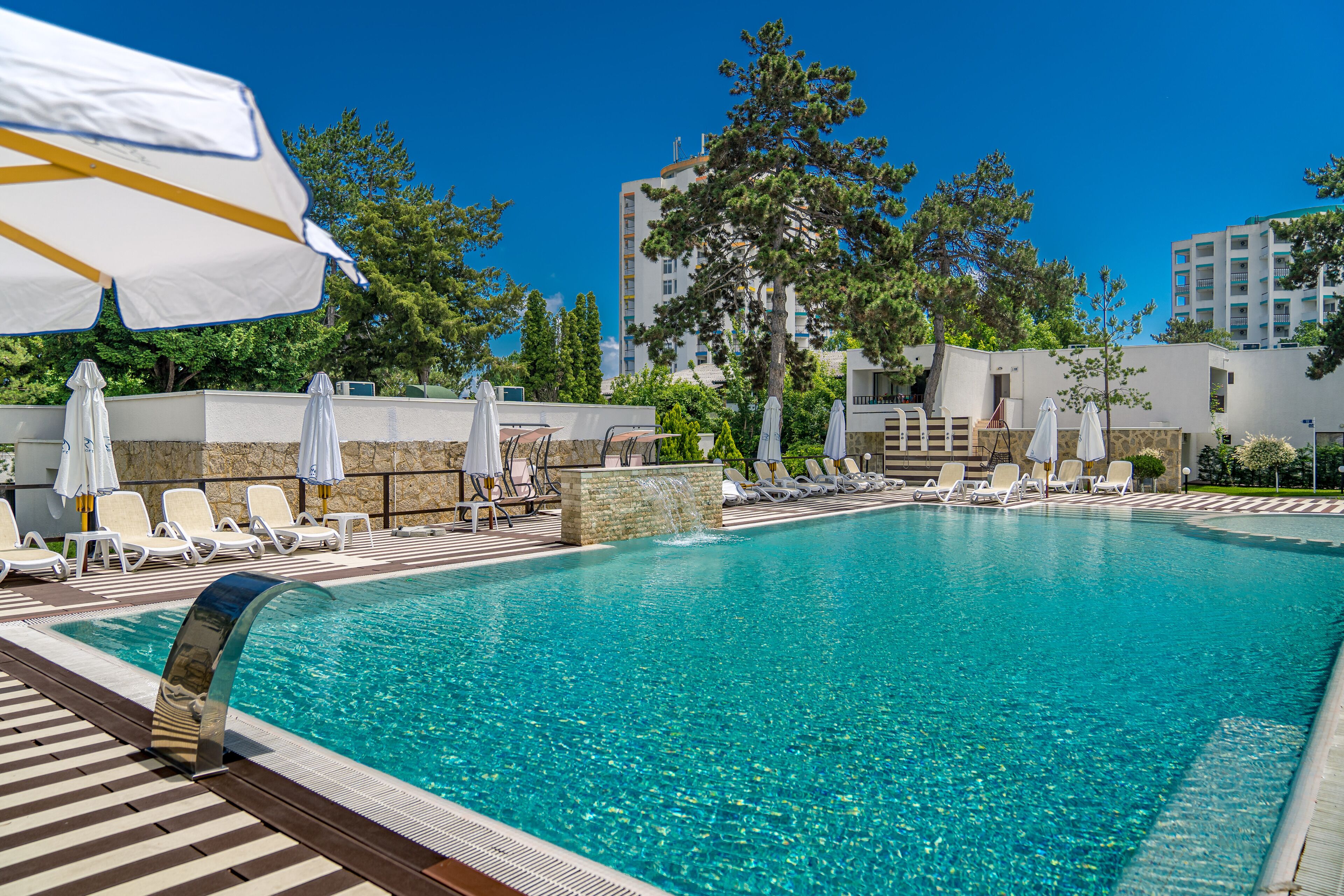 Indoor pool, 2 outdoor pools, sun loungers