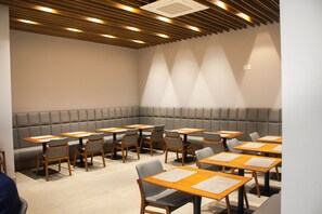 Desayuno buffet incluido todos los días