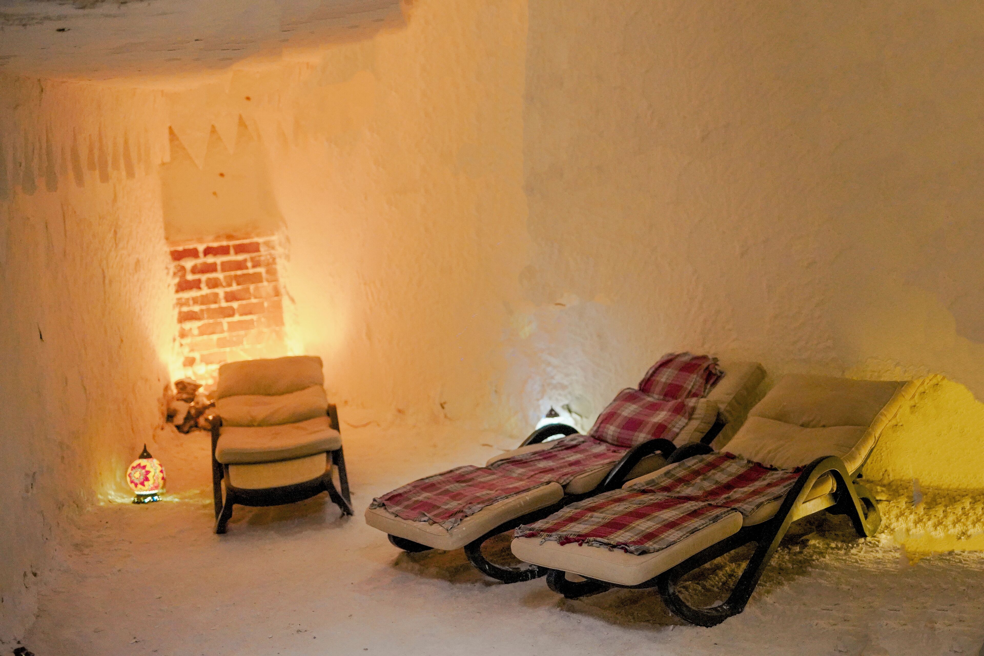 Un sauna, baño turco/hammam, envolturas corporales