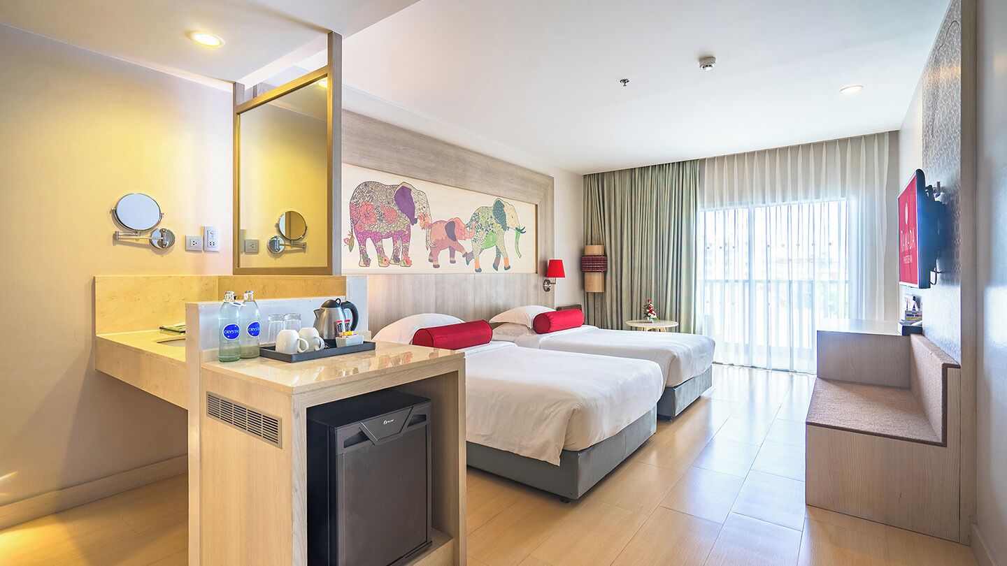 Deluxe Room, 2 Single Beds, City View