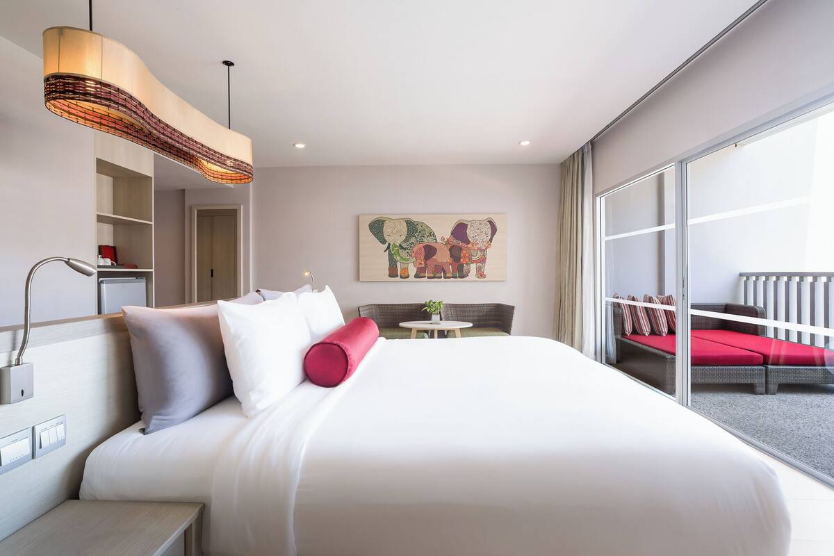 Suite junior, 1 cama de matrimonio grande | Ropa de cama de alta calidad, caja fuerte, escritorio