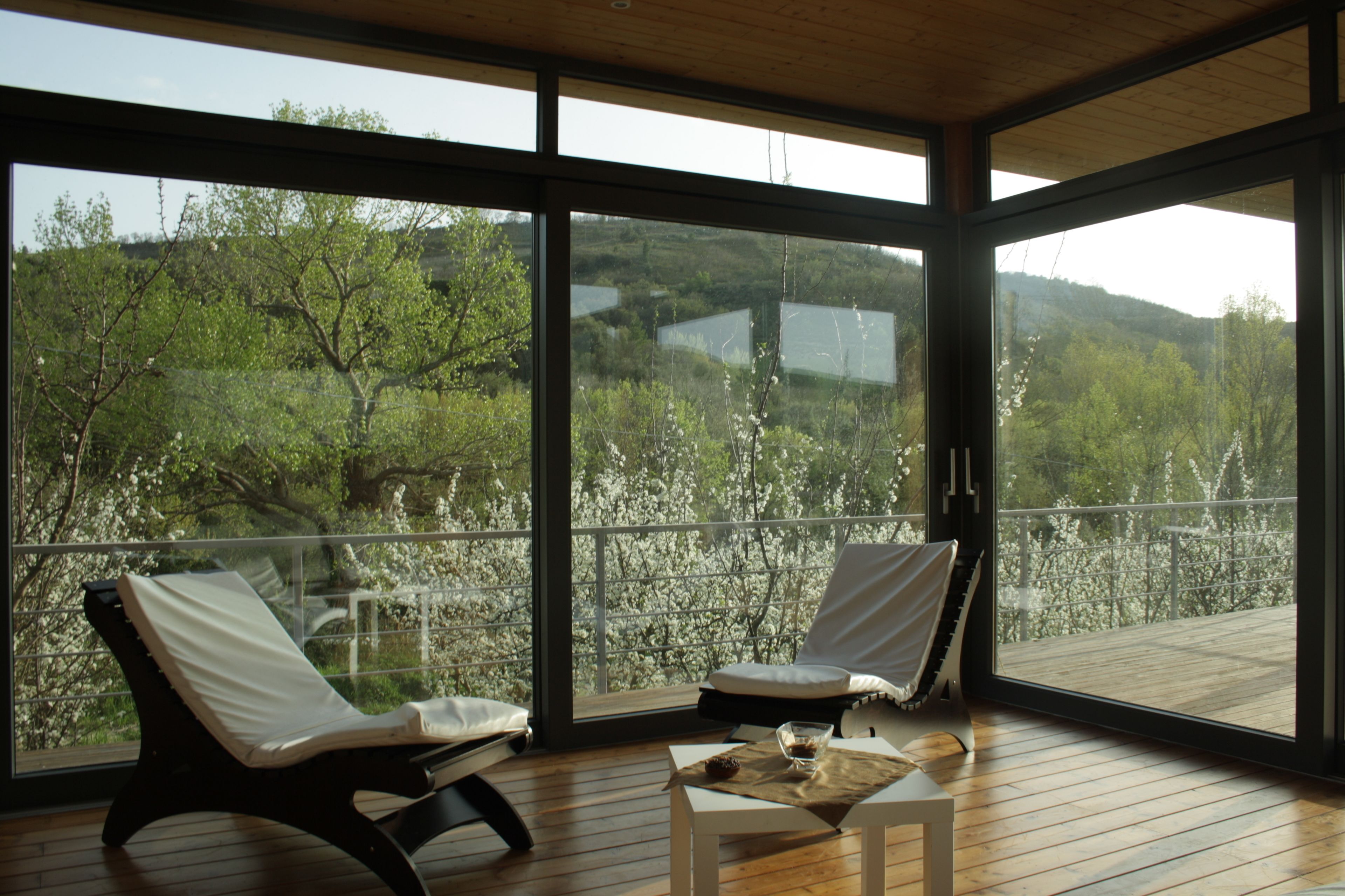 Hot tub, steam room, Turkish bath/hammam, body treatments