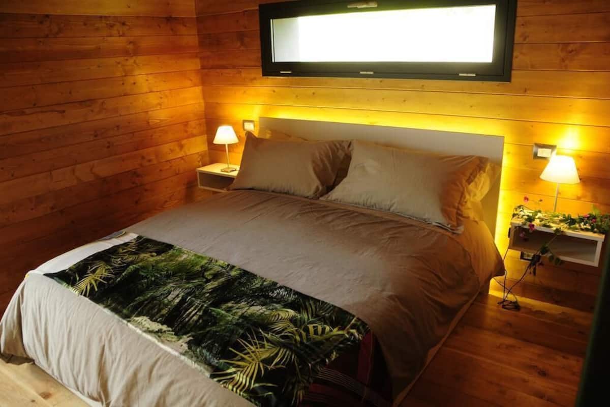 Down duvets, minibar, blackout curtains, soundproofing