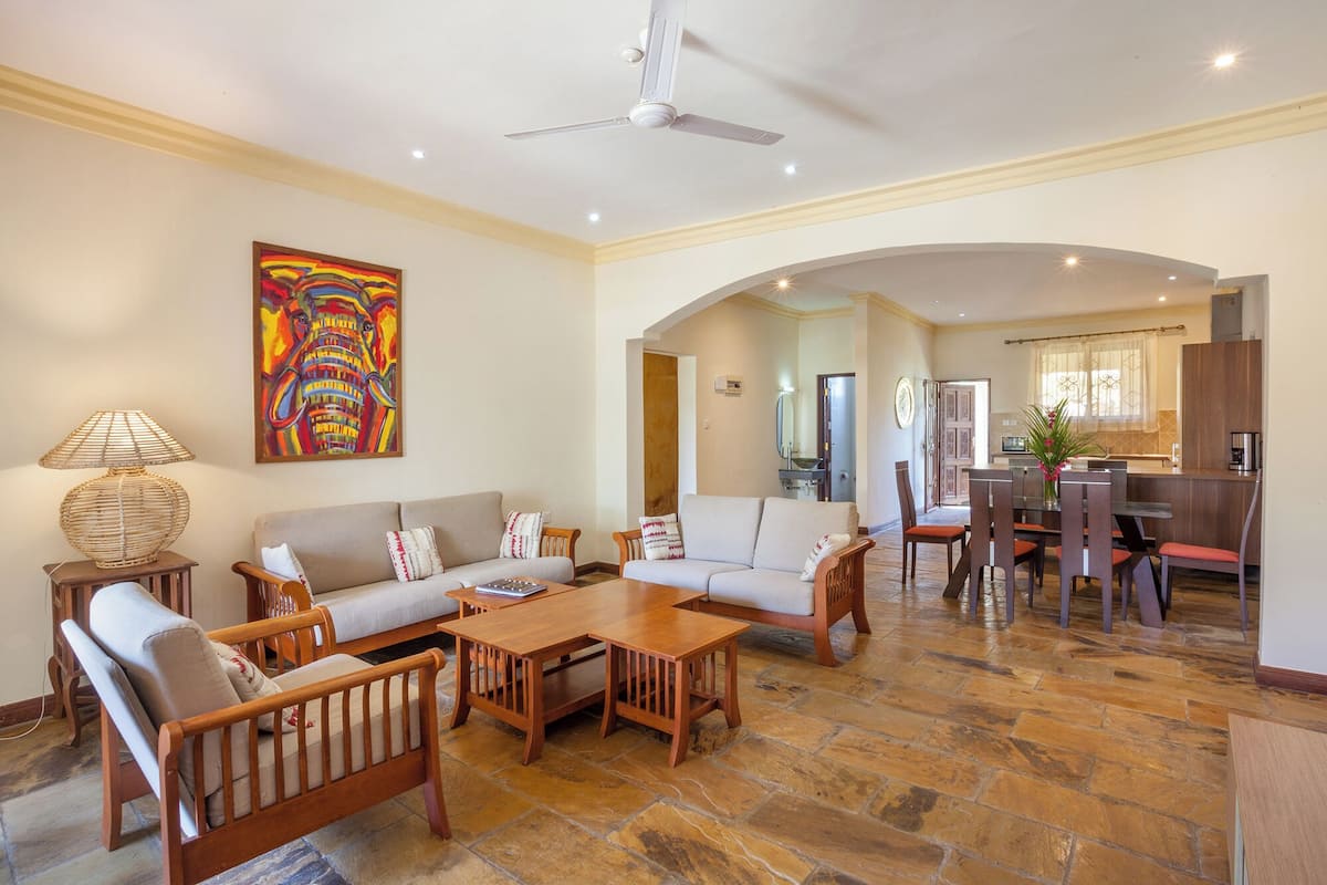 Luxury Apartment, 2 Bedrooms | Private kitchen | Full-size fridge, microwave, oven, stovetop