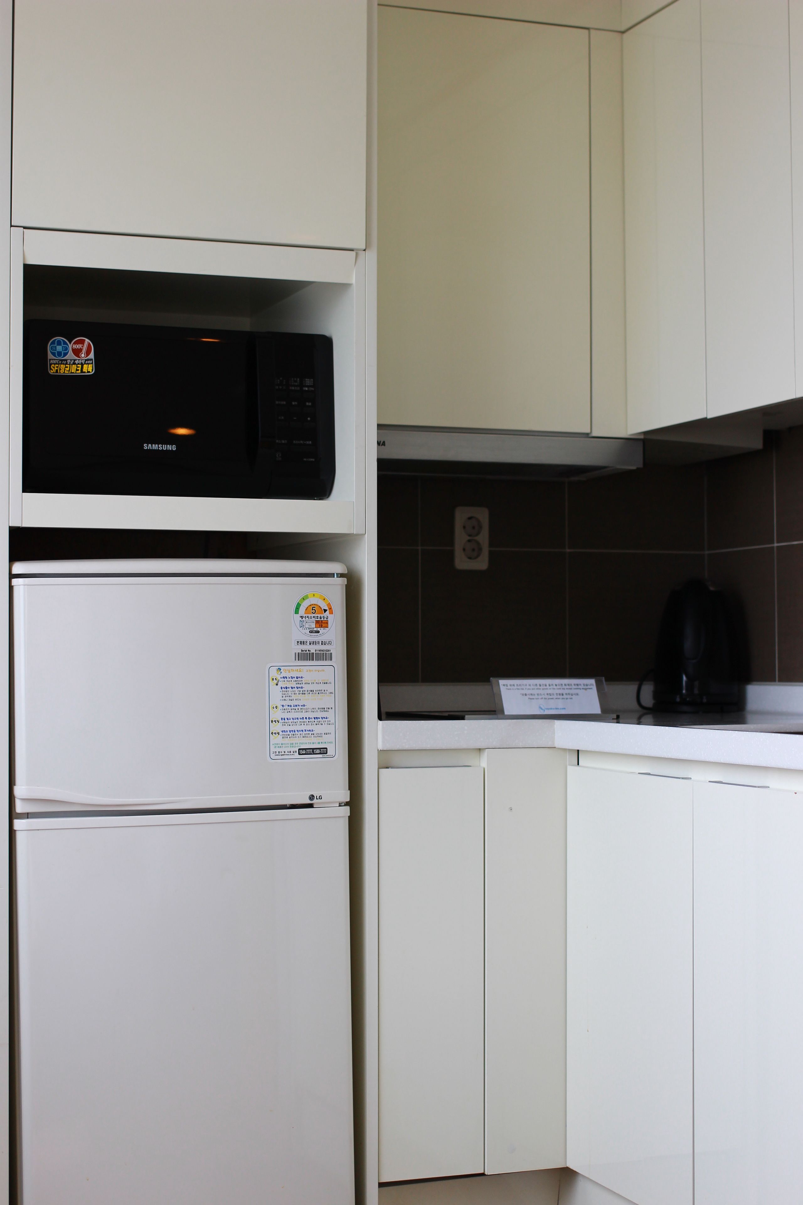 deluxe single room, non smoking | private kitchen | fridge, electric kettle