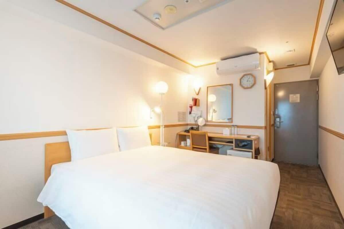 1 habitación, escritorio, cortinas blackout y wifi gratis