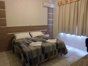 ห้องลักซ์ชัวรี่ดับเบิล | มินิบาร์, โต๊ะทำงาน, ผ้าม่านกันแสง, ห้องเก็บเสียง