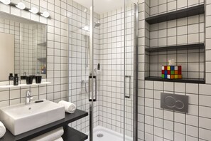 Shower, free toiletries, hair dryer, towels - RockyPop Chamonix - Les Houches (Les Houches)