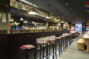 Bar (en la propiedad)