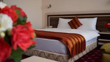 Chambre Double Standard | Literie de qualité supérieure, minibar, coffres-forts dans les chambres