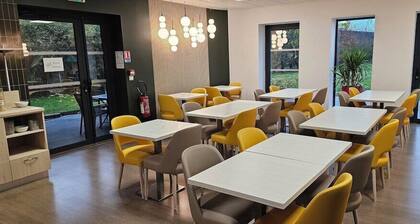 Brit Hotel Vendee Mer