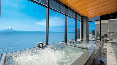 Ryugujo Spa Hotel Mikazuki Fujimitei