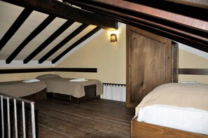 Casa de campo | Escritorio, tabla de planchar con plancha, cunas (de pago) y wifi gratis