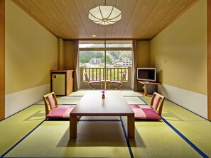 Standard Japanese-Style Room