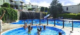 Akay Garden Family Club