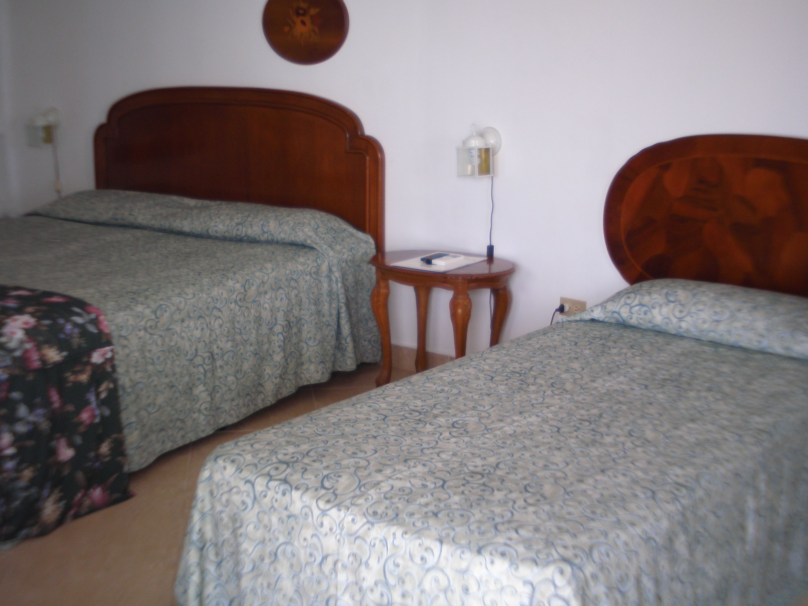 deluxe triple room | in-room safe, free wifi