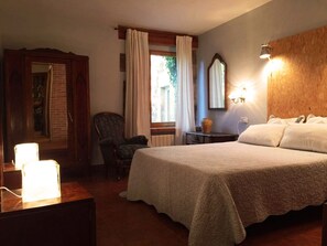 Double Room | Desk, rollaway beds, free WiFi - Enclave Soria (Cidones)