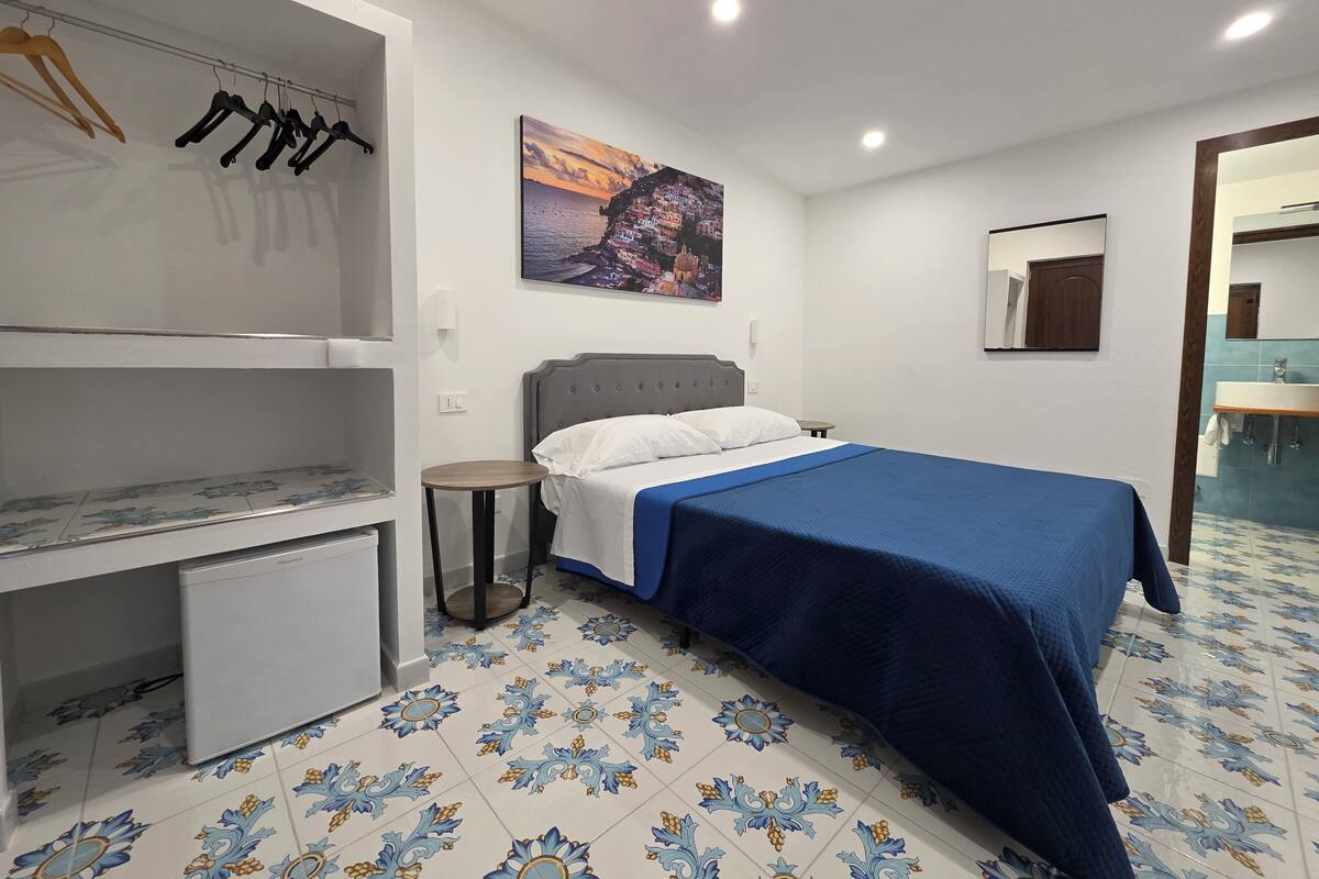 Standard Double Room | Minibar, desk, iron/ironing board, free WiFi