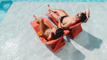 Outdoor pool, pool loungers