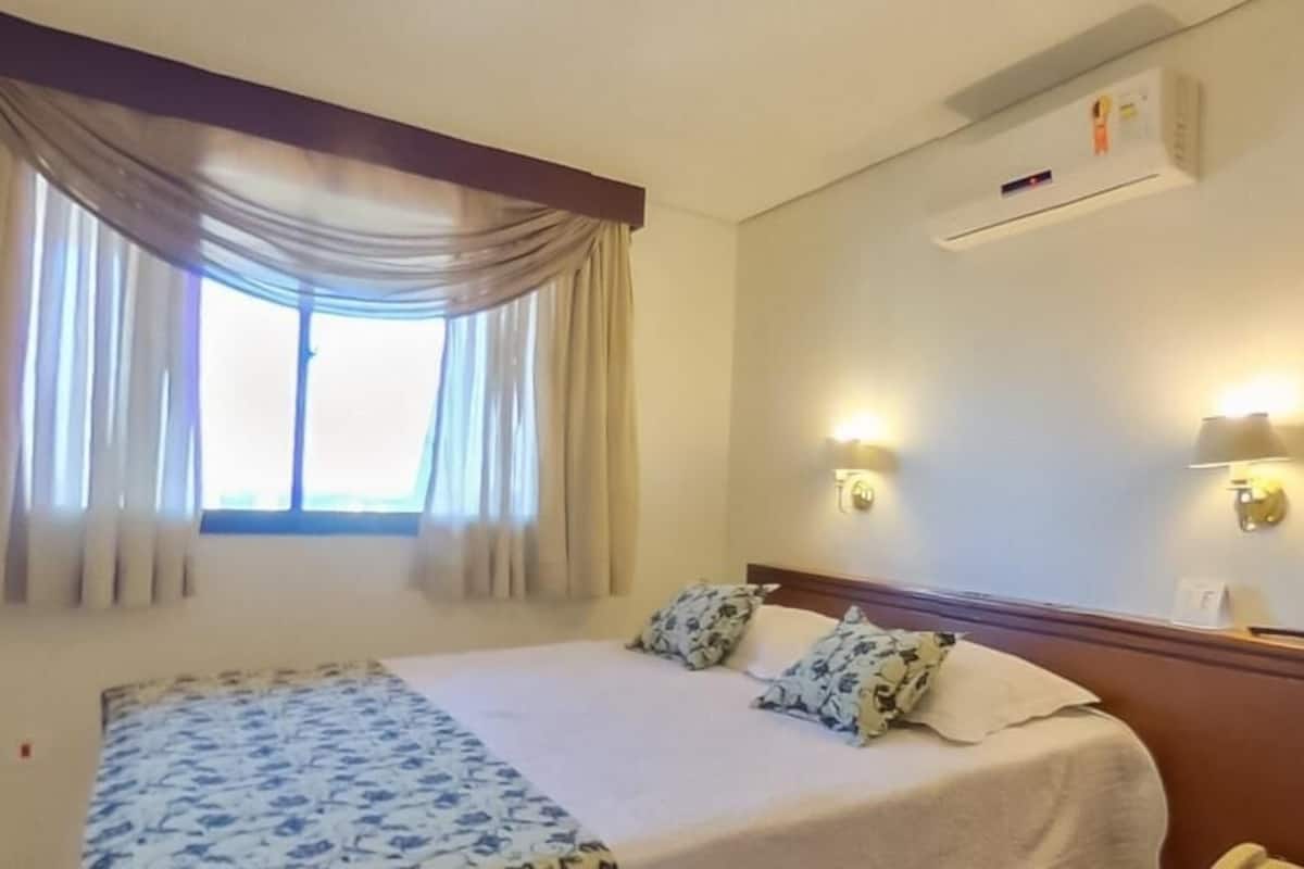 1 bedroom, minibar, in-room safe, desk