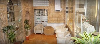 Hotel Timgad