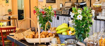 Greet Hotel Evreux Centre - Route de Normandie by Accor