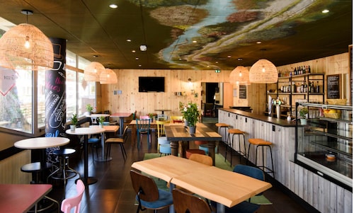 Greet Hotel Evreux Centre - Route de Normandie by Accor